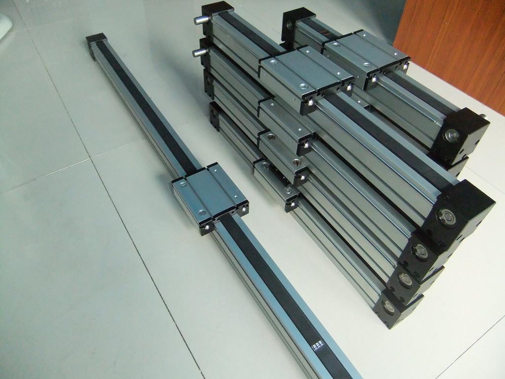 皮帶導(dǎo)軌滑臺和絲杠傳動滑臺的區(qū)別